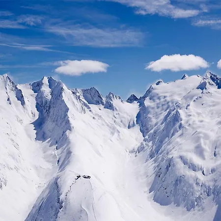 In Near Giggijochbahn * Ζόλντεν
